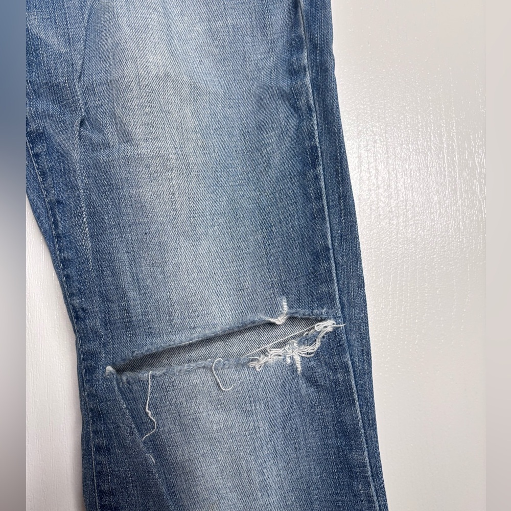 👖 Guess Jeans Distressed Flare Denim | Size 26 | Stud Detail 👖 - Picture 5 of 9